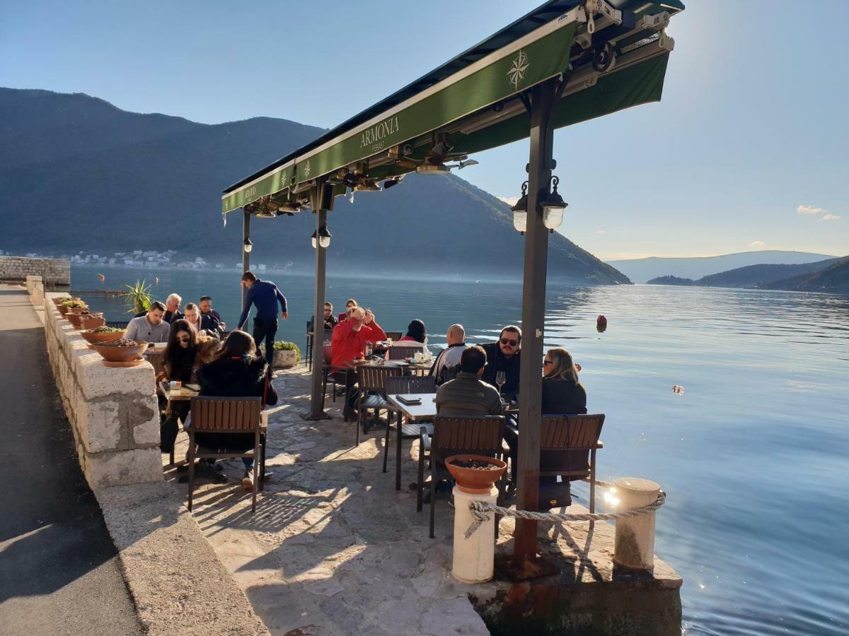 Apartmani Armonia Perast Eksteriør billede