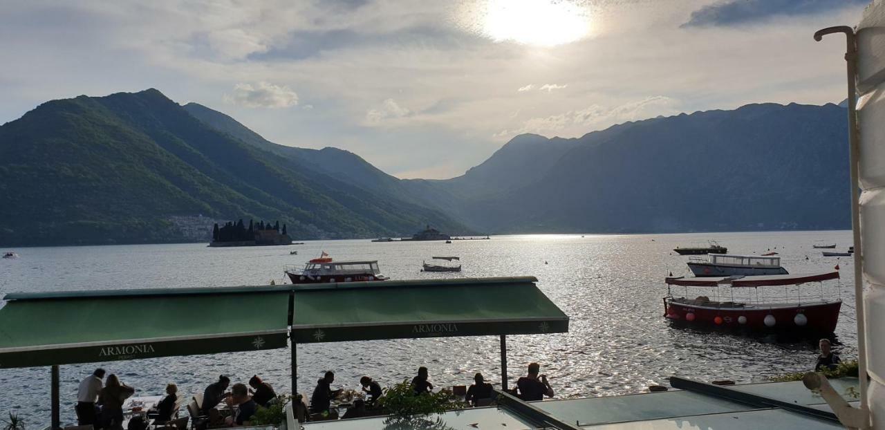 Apartmani Armonia Perast Eksteriør billede