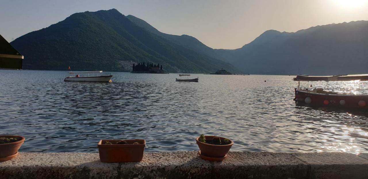 Apartmani Armonia Perast Eksteriør billede